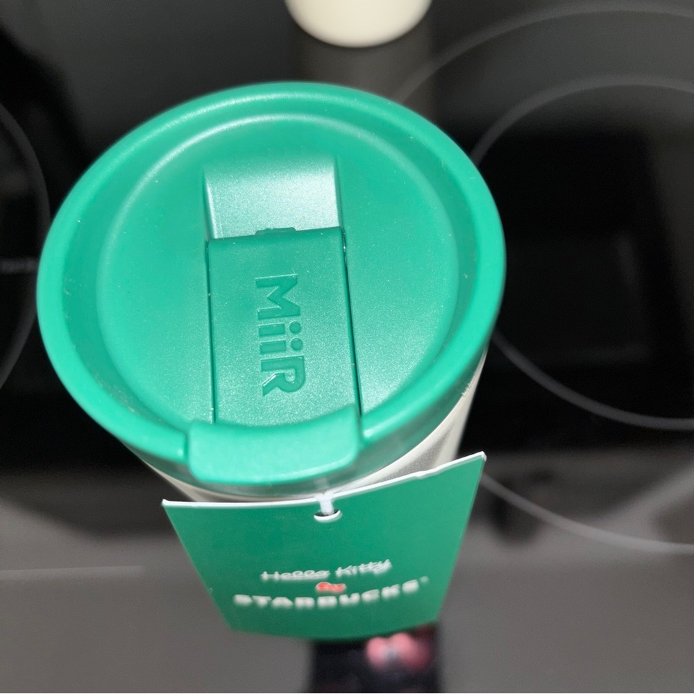 Starbucks x Hello Kitty Stainless Steel Tumbler - Picture 3 of 3